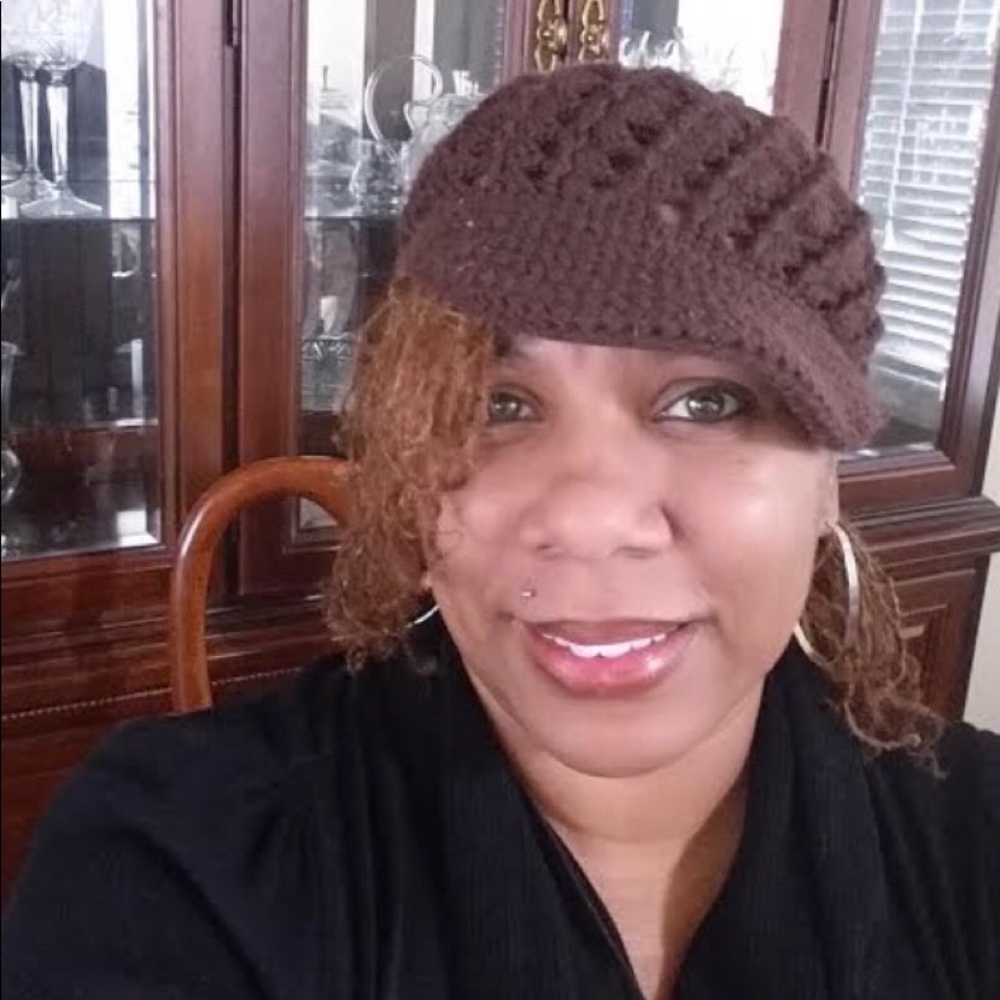 Meet your Posher, Stefanie